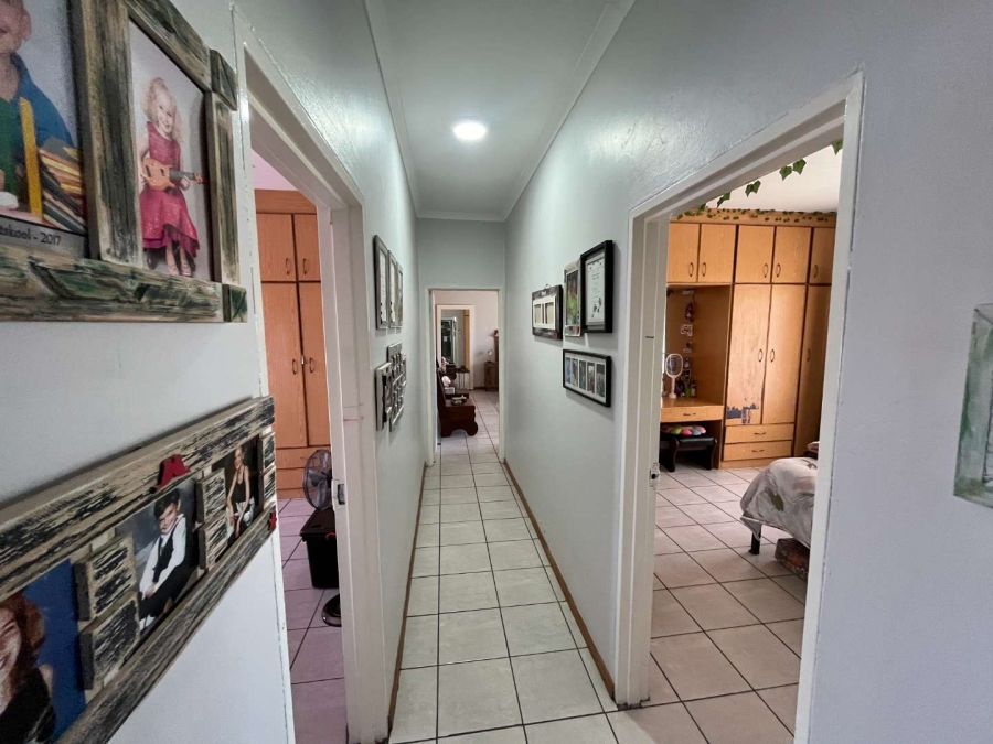 3 Bedroom Property for Sale in Olyfvenhoudtsdrift Northern Cape